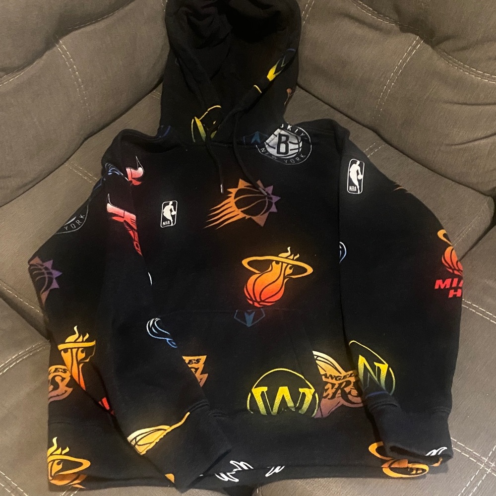 Hollister Black NBA Logo Sweater